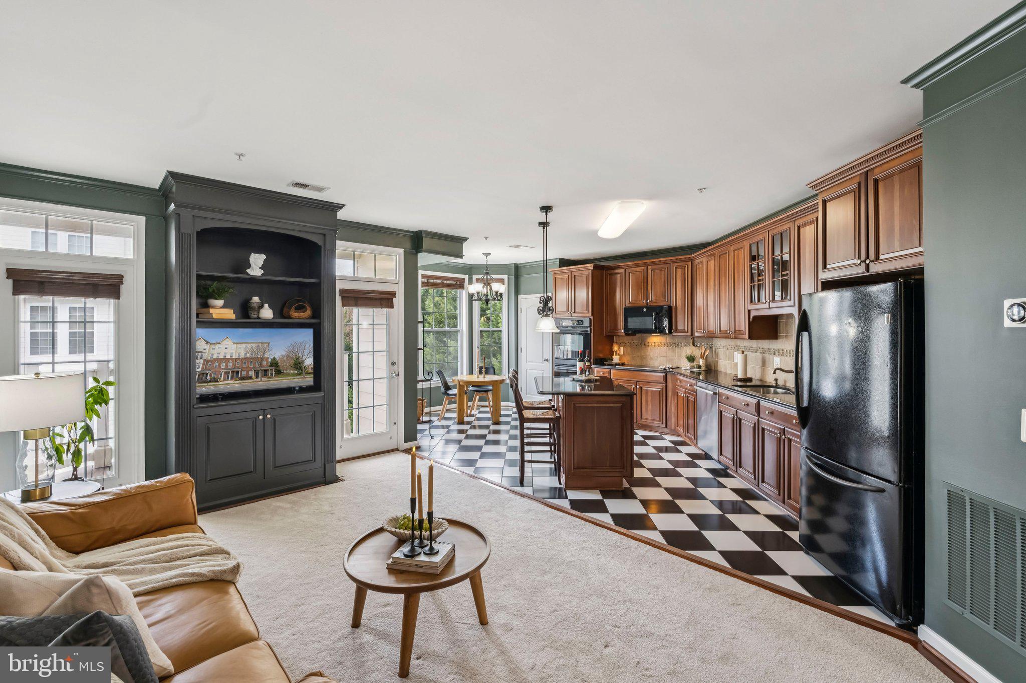 19301 DIAMOND LAKE DRIVE