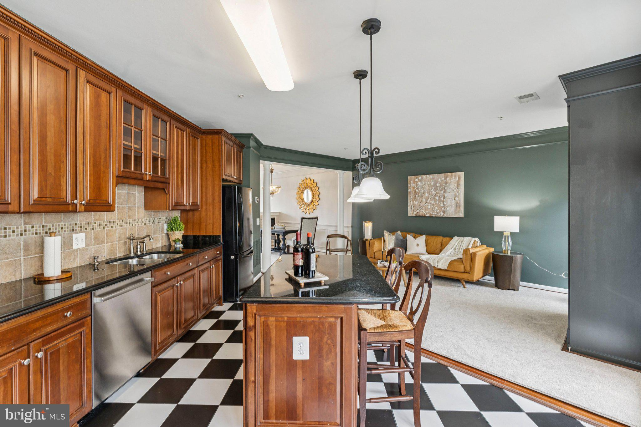 19301 DIAMOND LAKE DRIVE