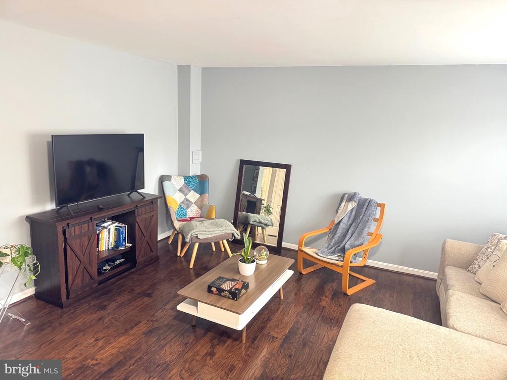 4659 CHARLTON COURT