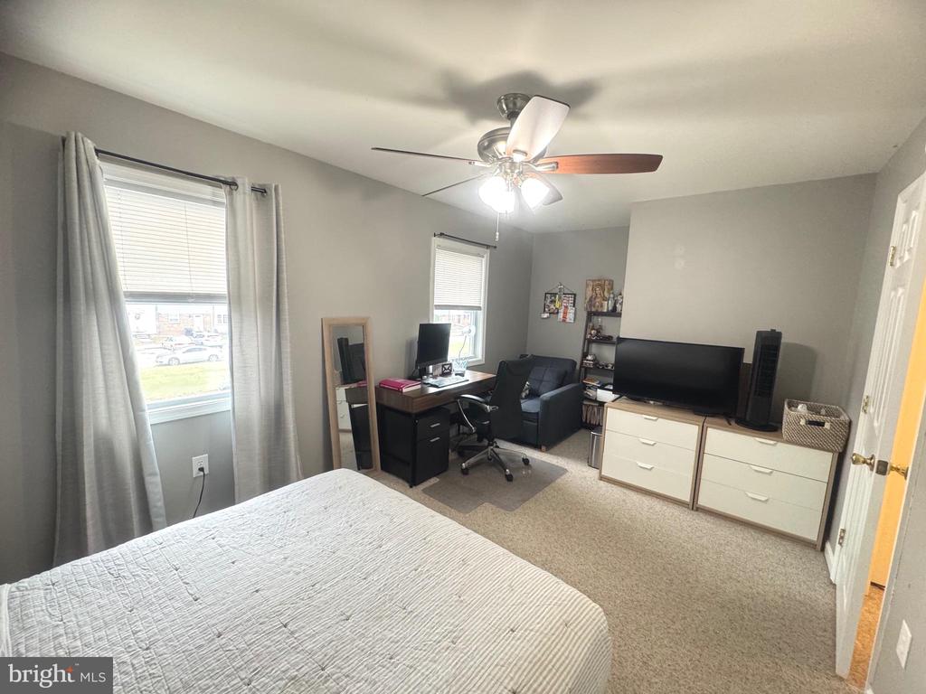 4659 CHARLTON COURT