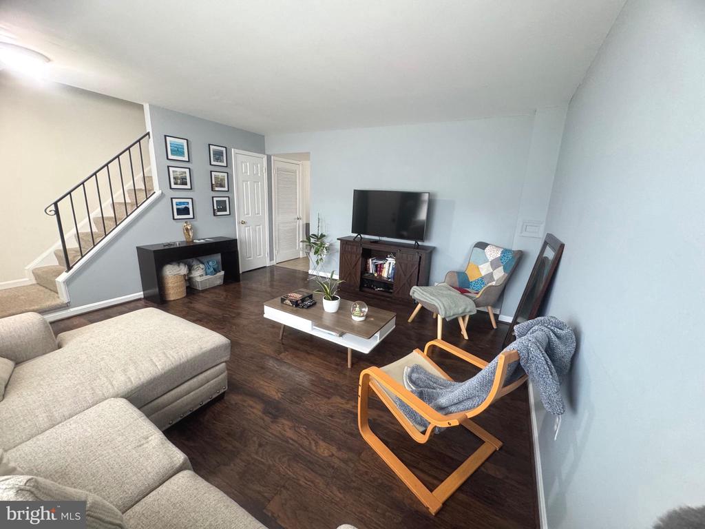 4659 CHARLTON COURT