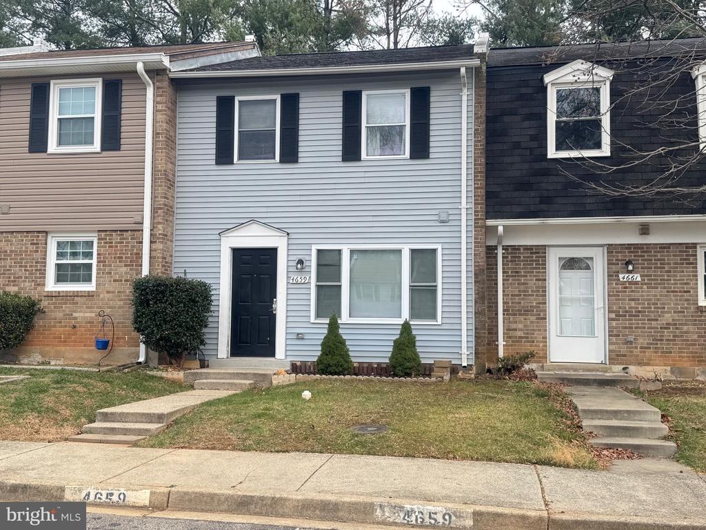 4659 CHARLTON COURT