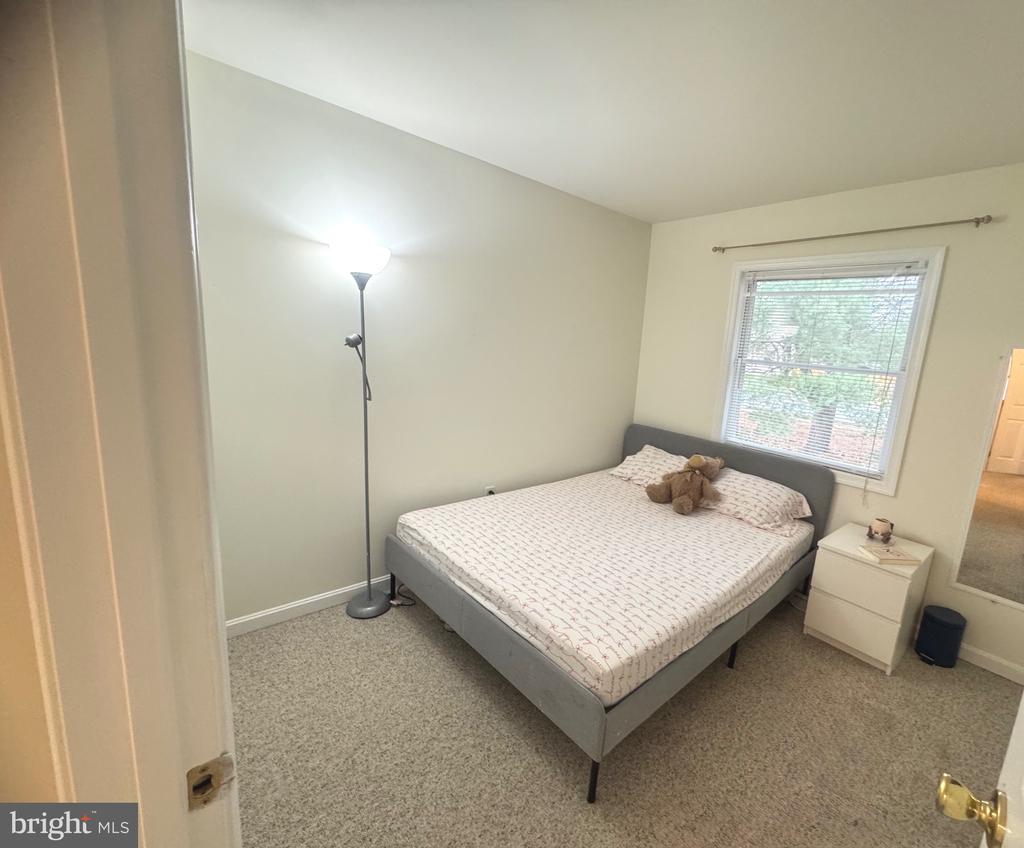 4659 CHARLTON COURT