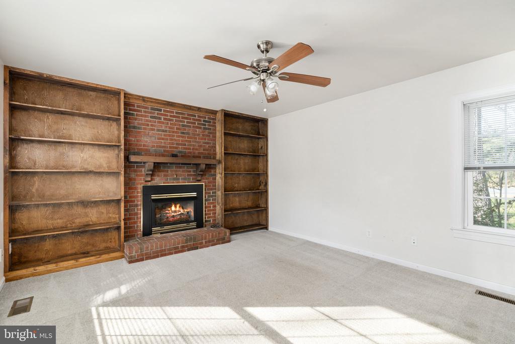 12218 Spotswood Furnace Ln