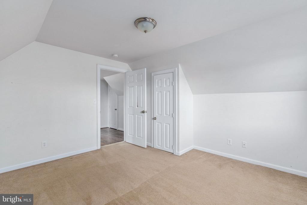 12218 Spotswood Furnace Ln