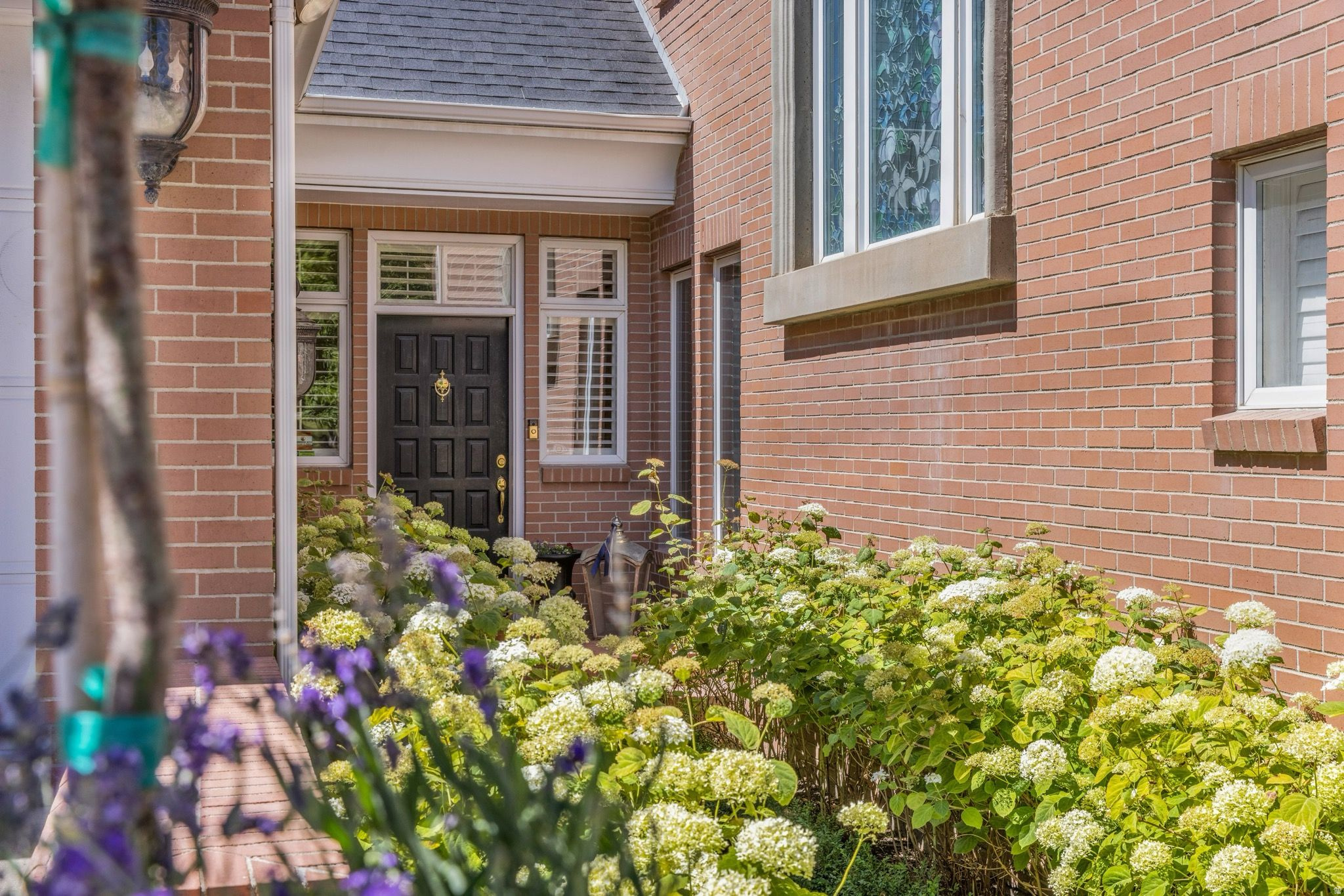 1714 E FORT DOUGLAS CIR
