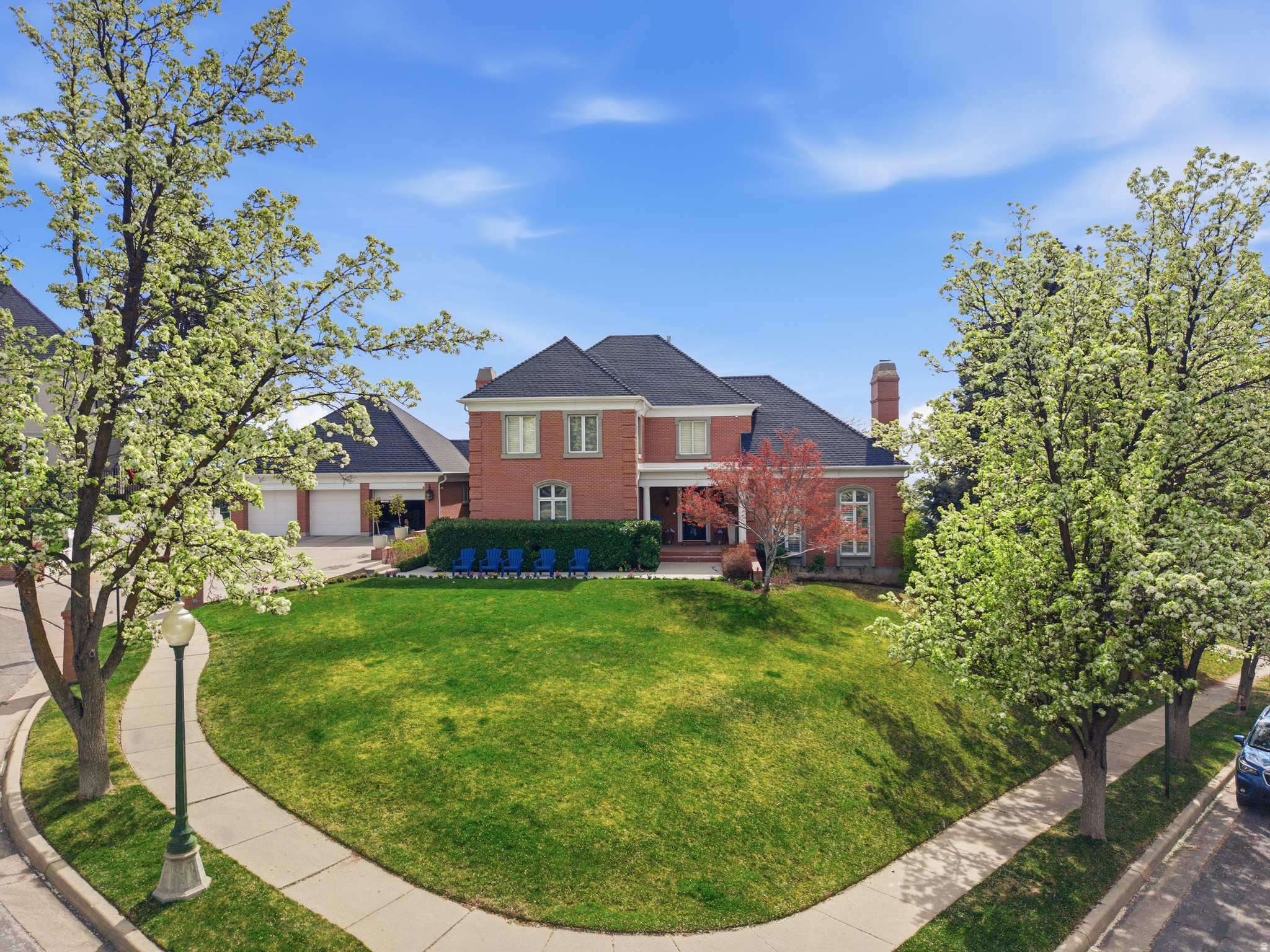 1714 E FORT DOUGLAS CIR