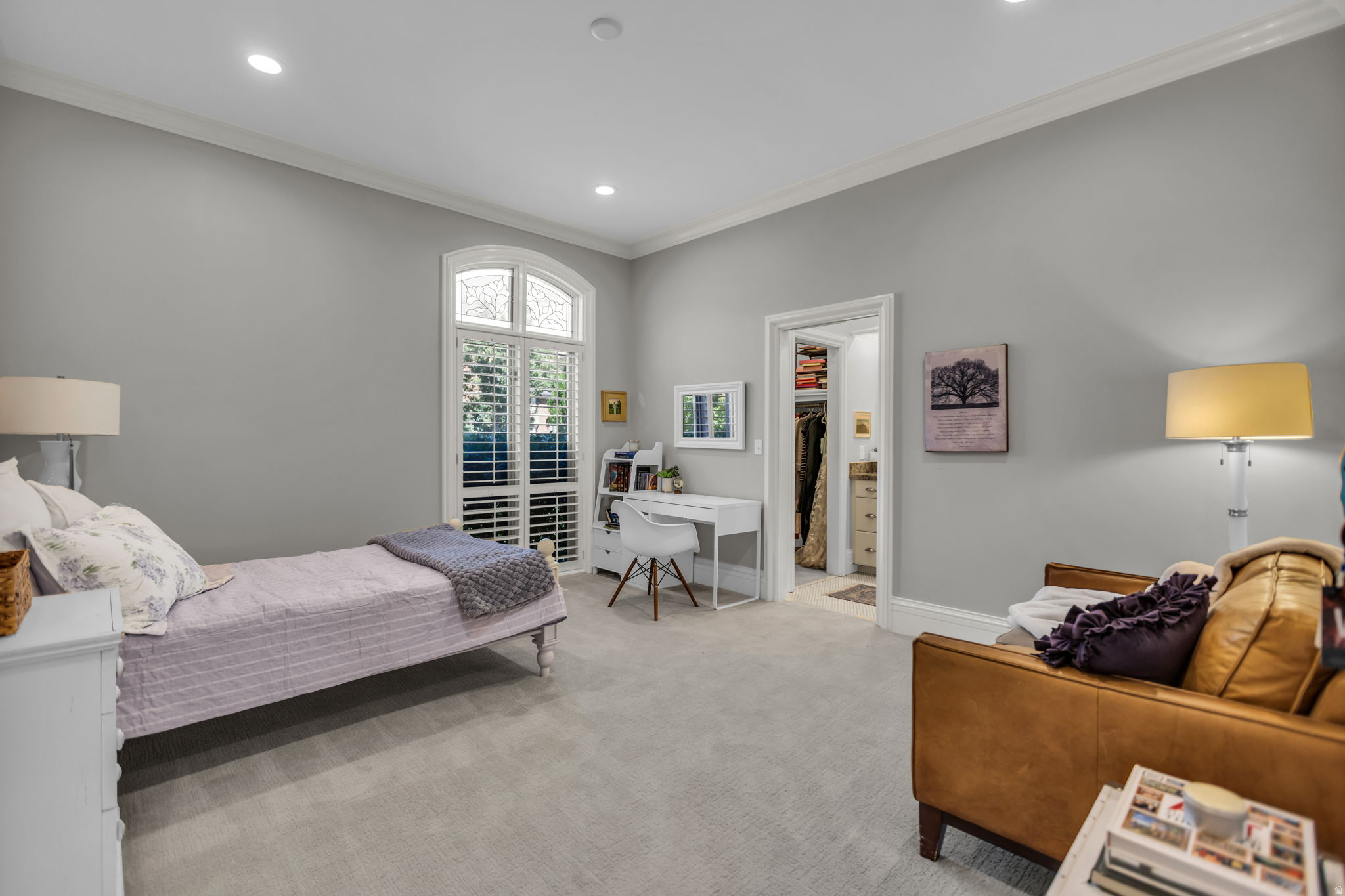 1714 E FORT DOUGLAS CIR