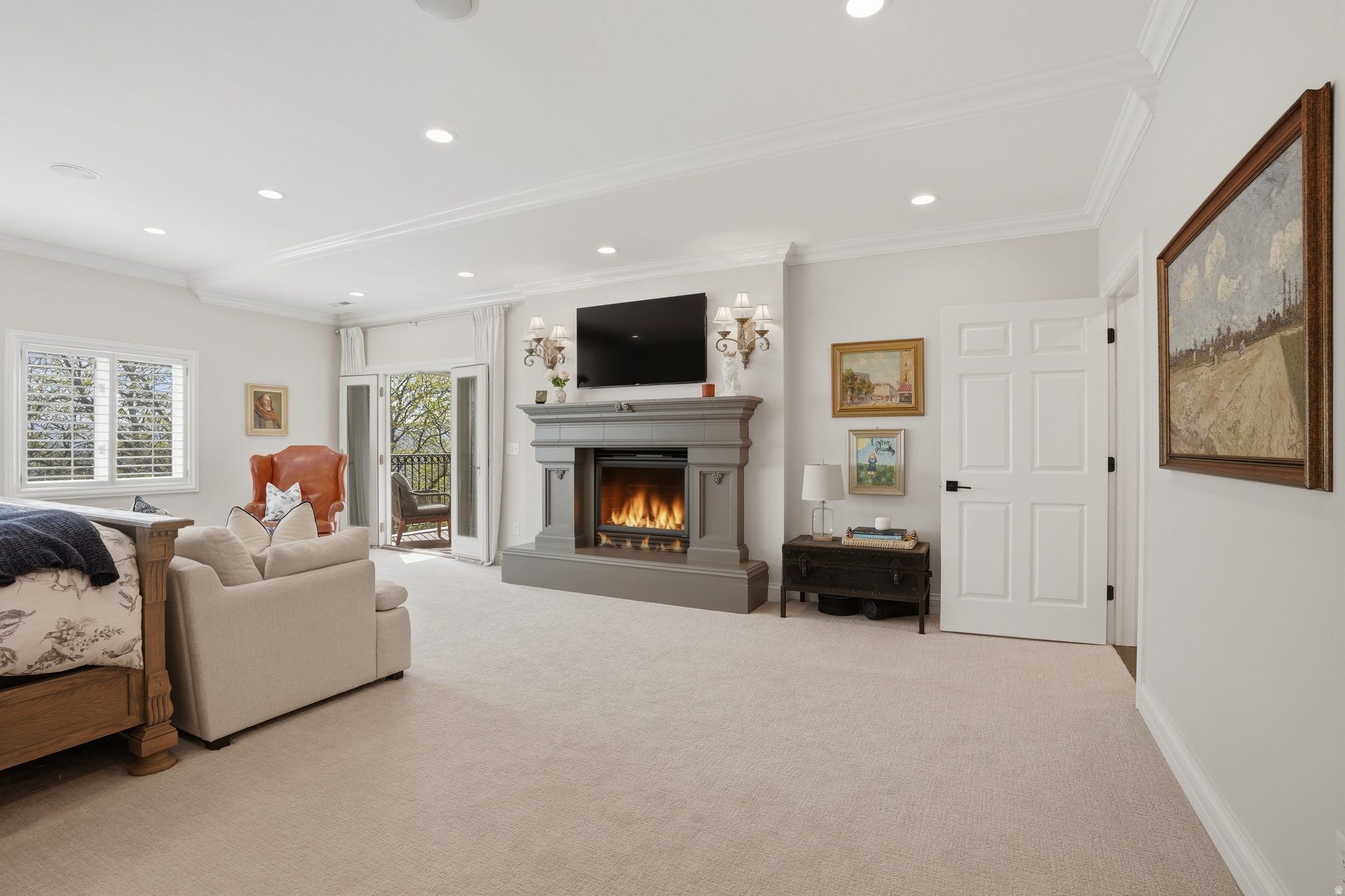 1714 E FORT DOUGLAS CIR