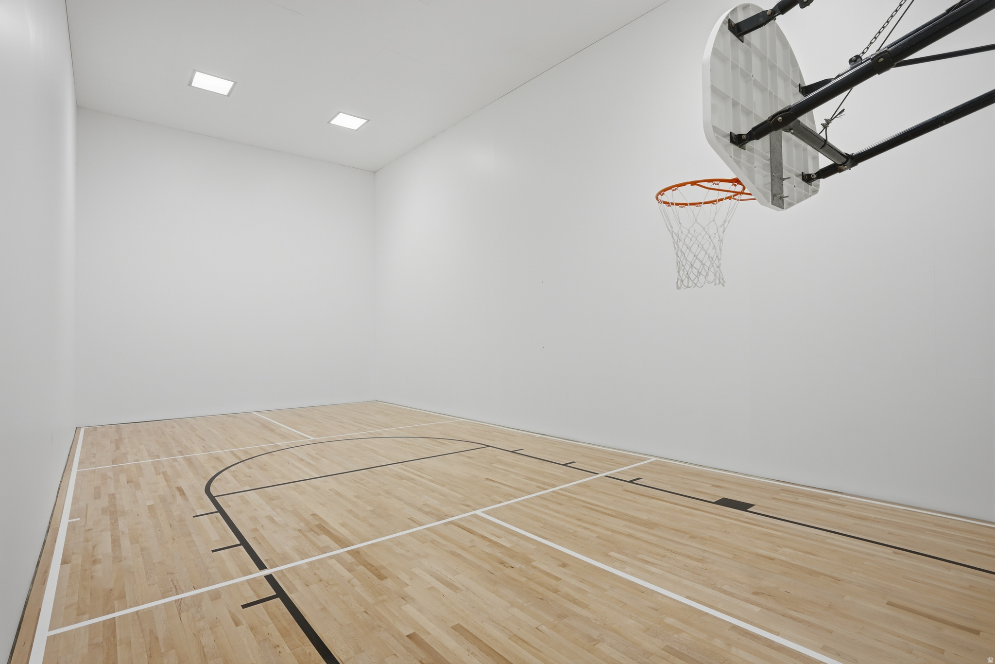 1714 E FORT DOUGLAS CIR