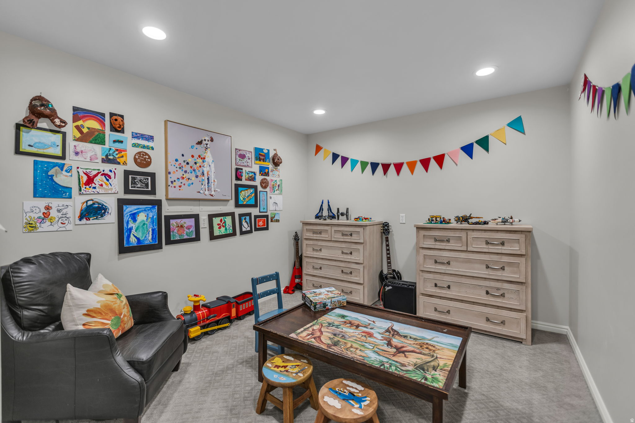 1714 E FORT DOUGLAS CIR