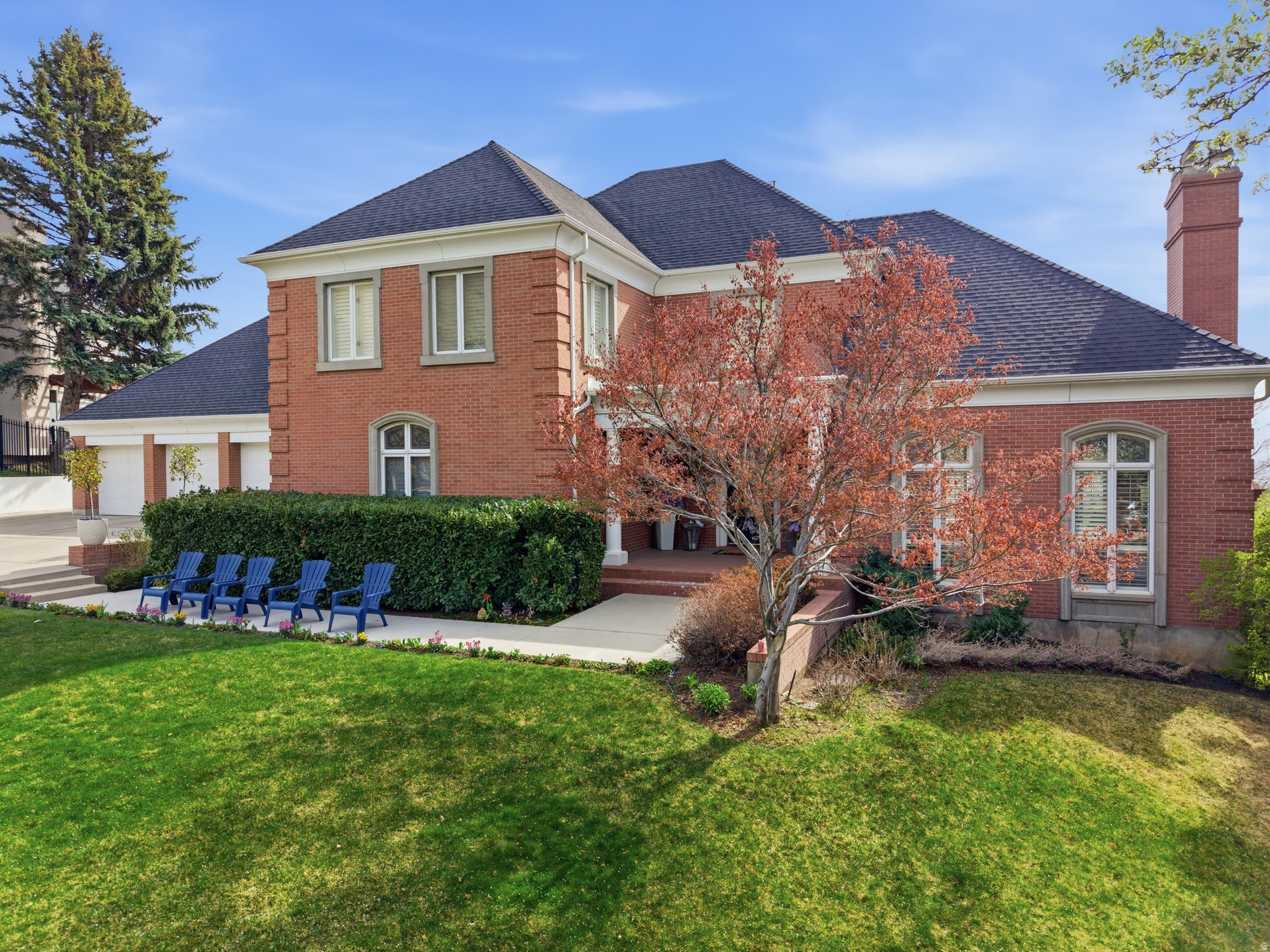 1714 E FORT DOUGLAS CIR
