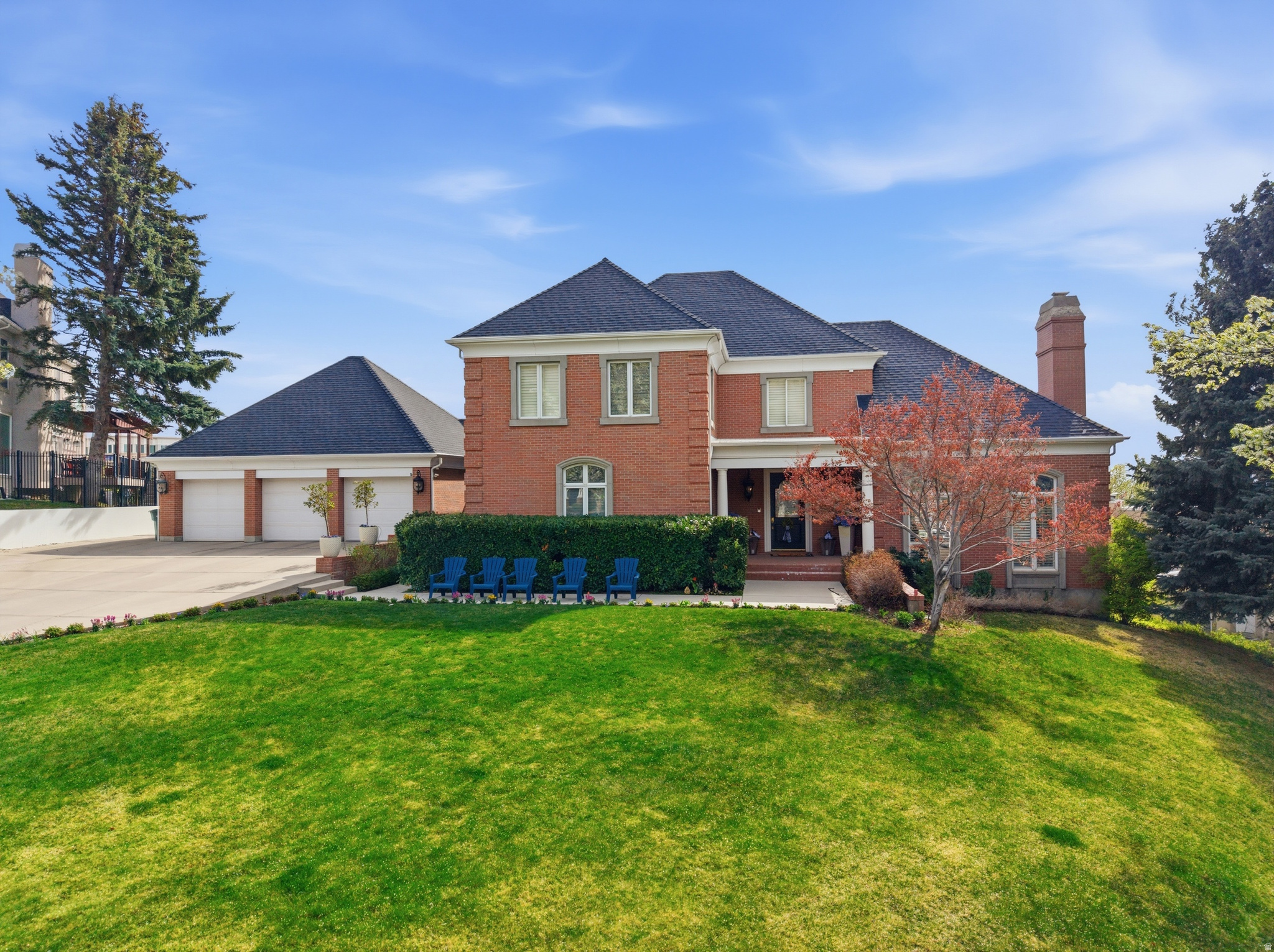 1714 E FORT DOUGLAS CIR