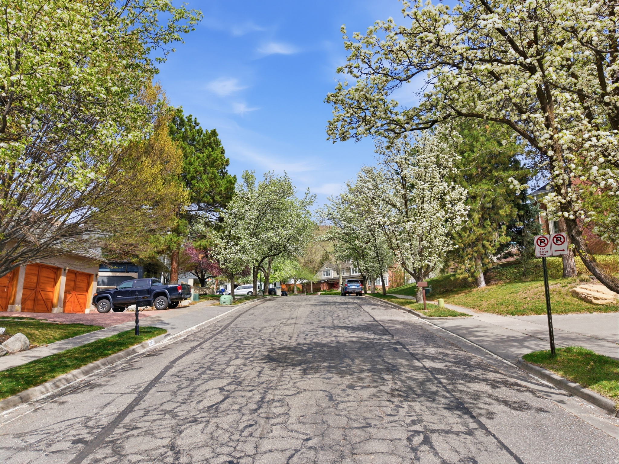 1714 E FORT DOUGLAS CIR