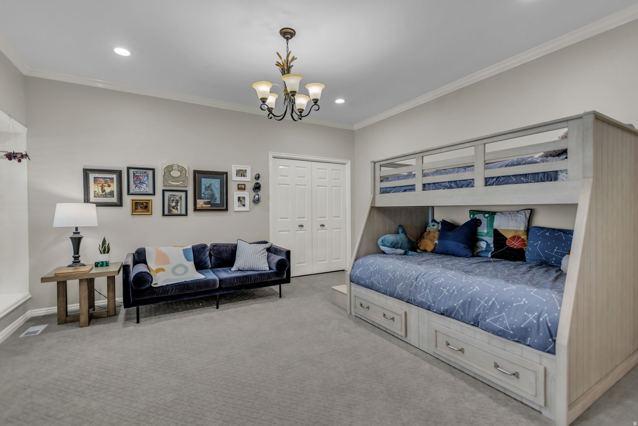 1714 E FORT DOUGLAS CIR