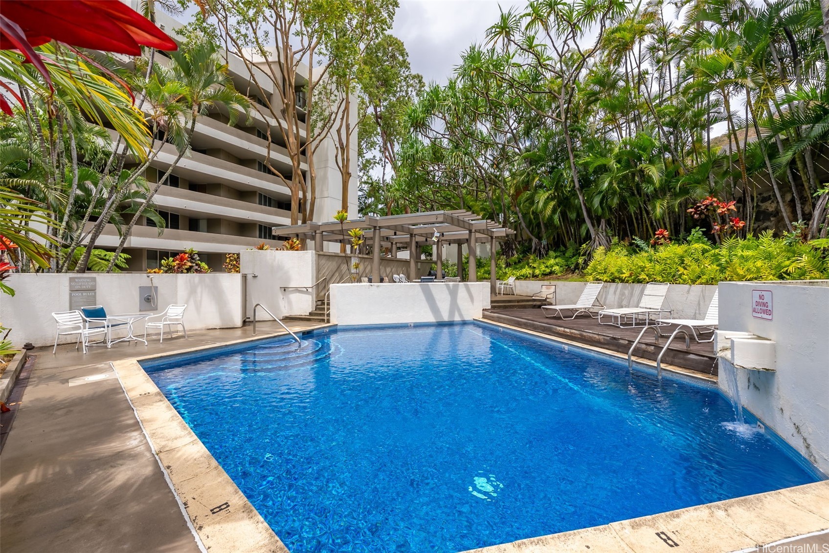 965 Prospect Street 102