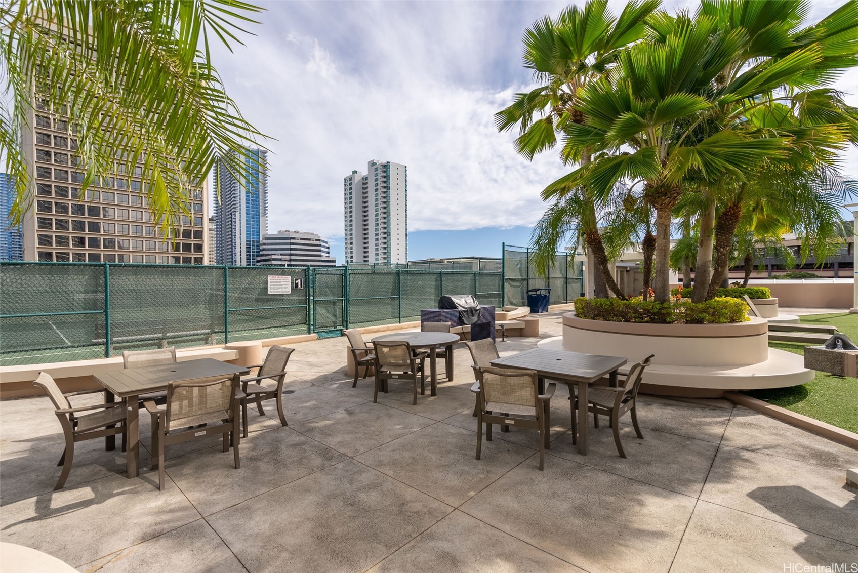 1296 Kapiolani Boulevard II2407