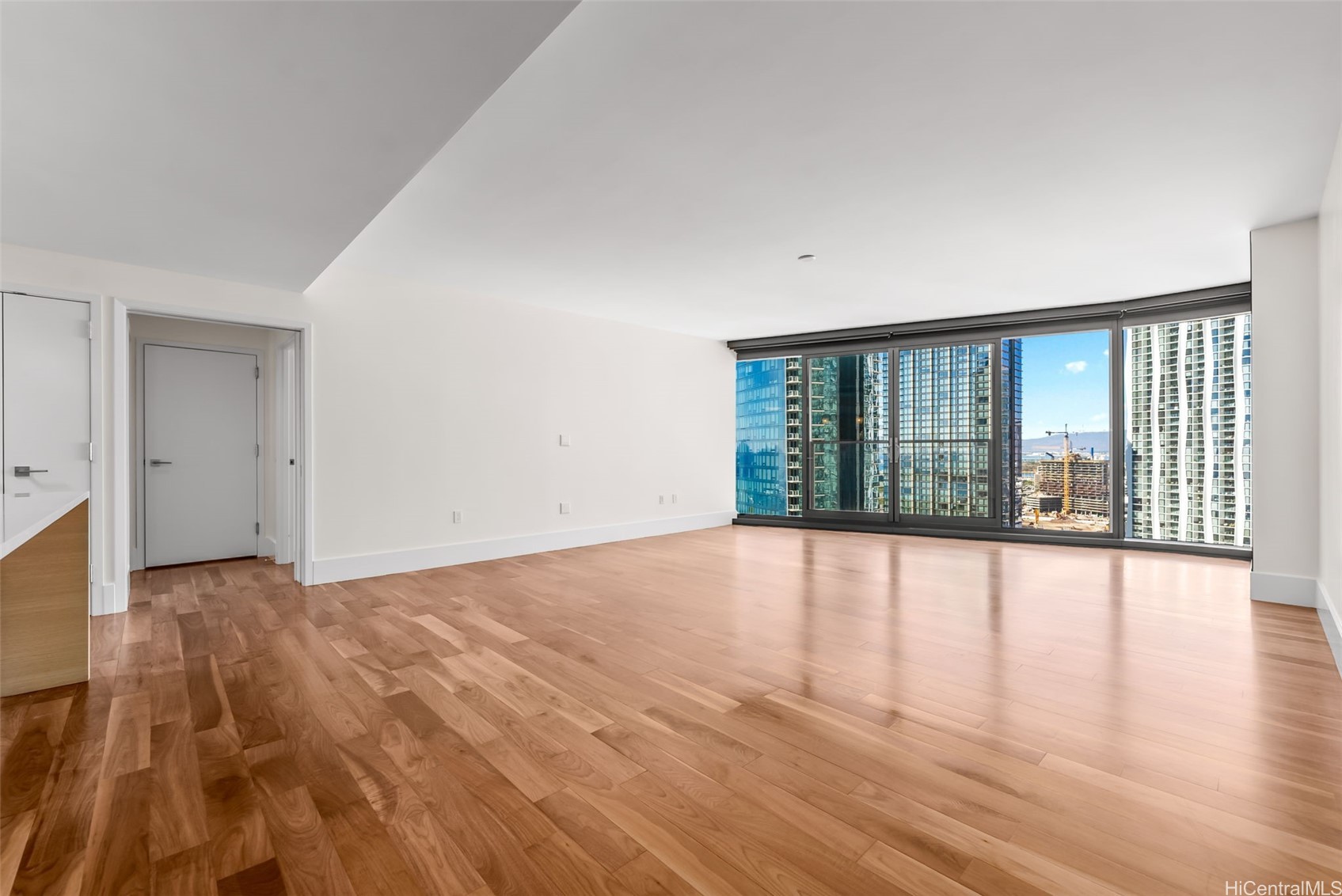 1108 Auahi Street 2203