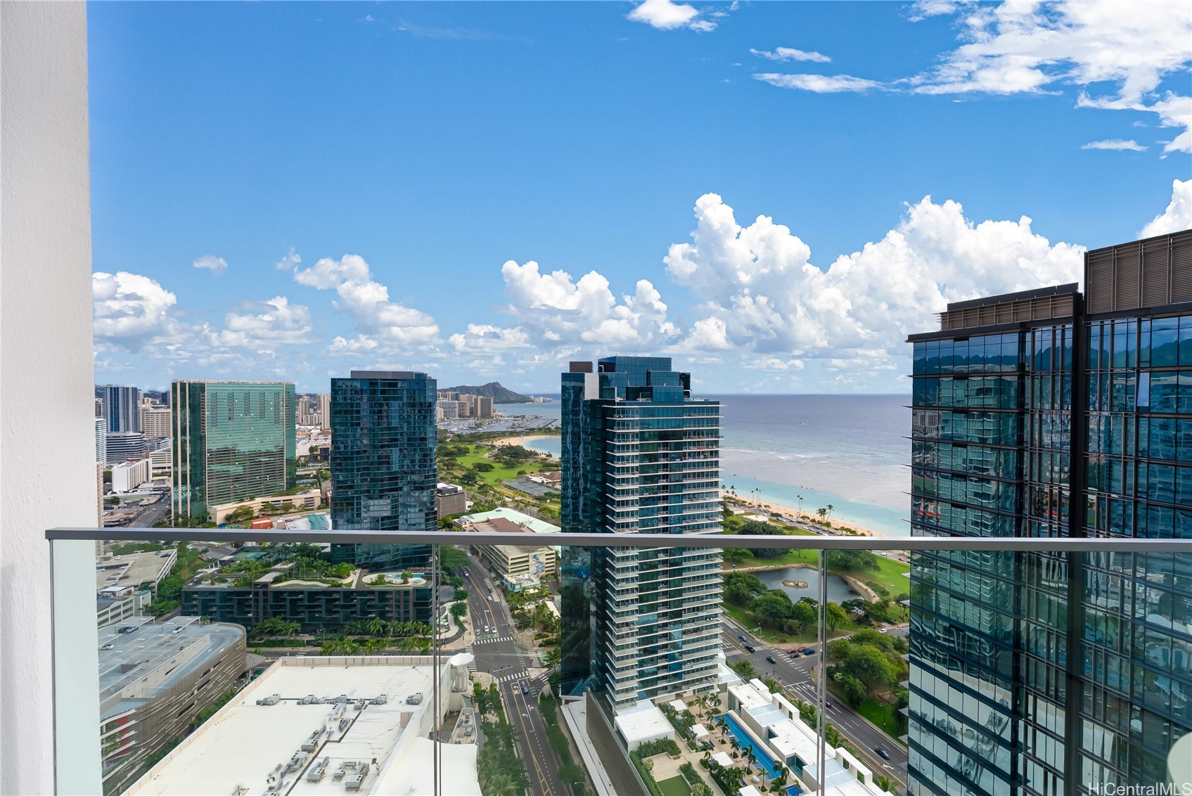 1000 Auahi Street 4002