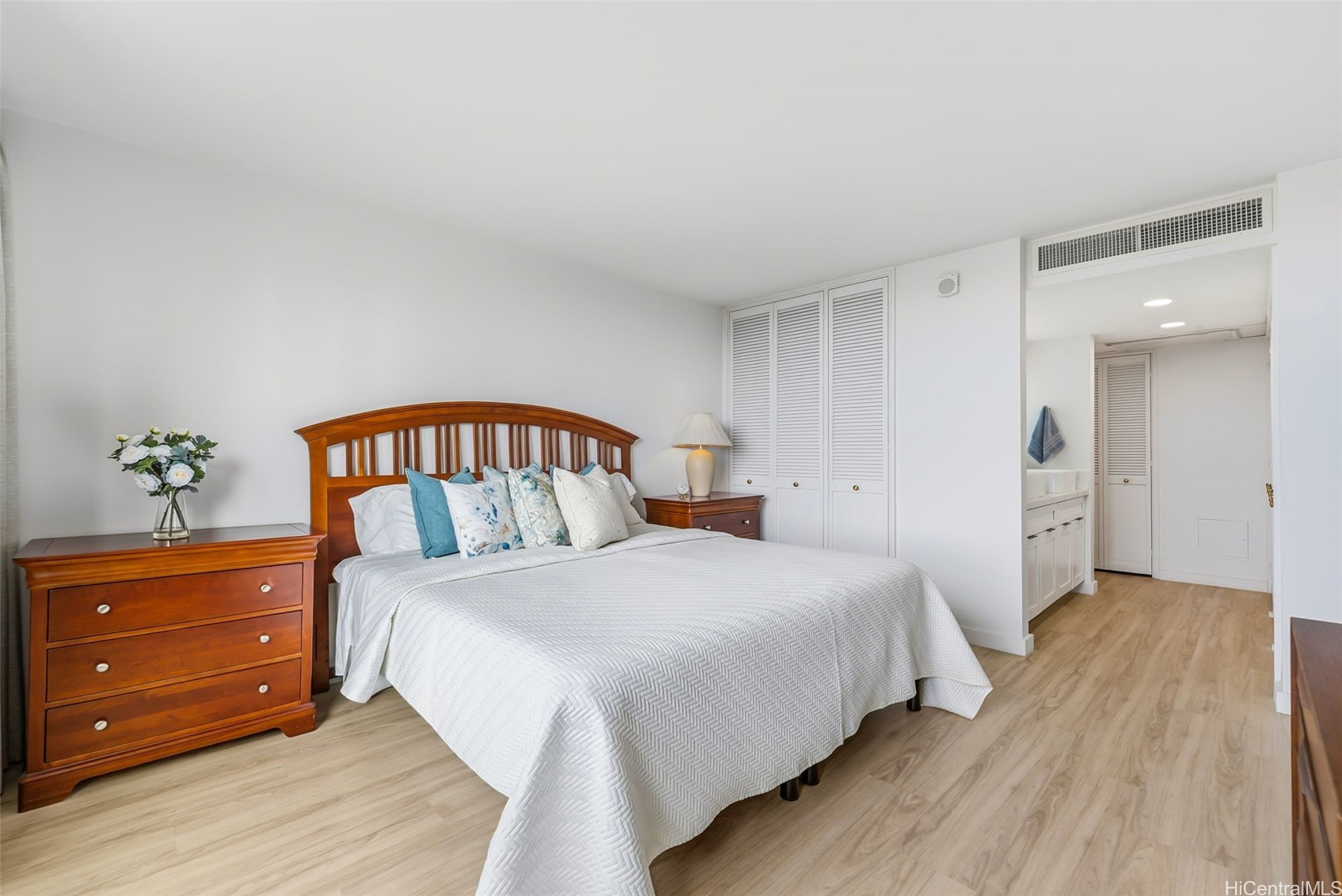 1600 Ala Moana Boulevard 500