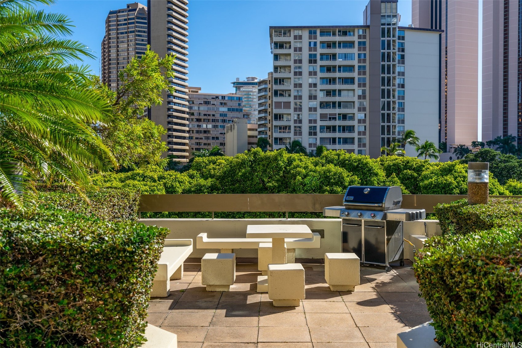 1600 Ala Moana Boulevard 500