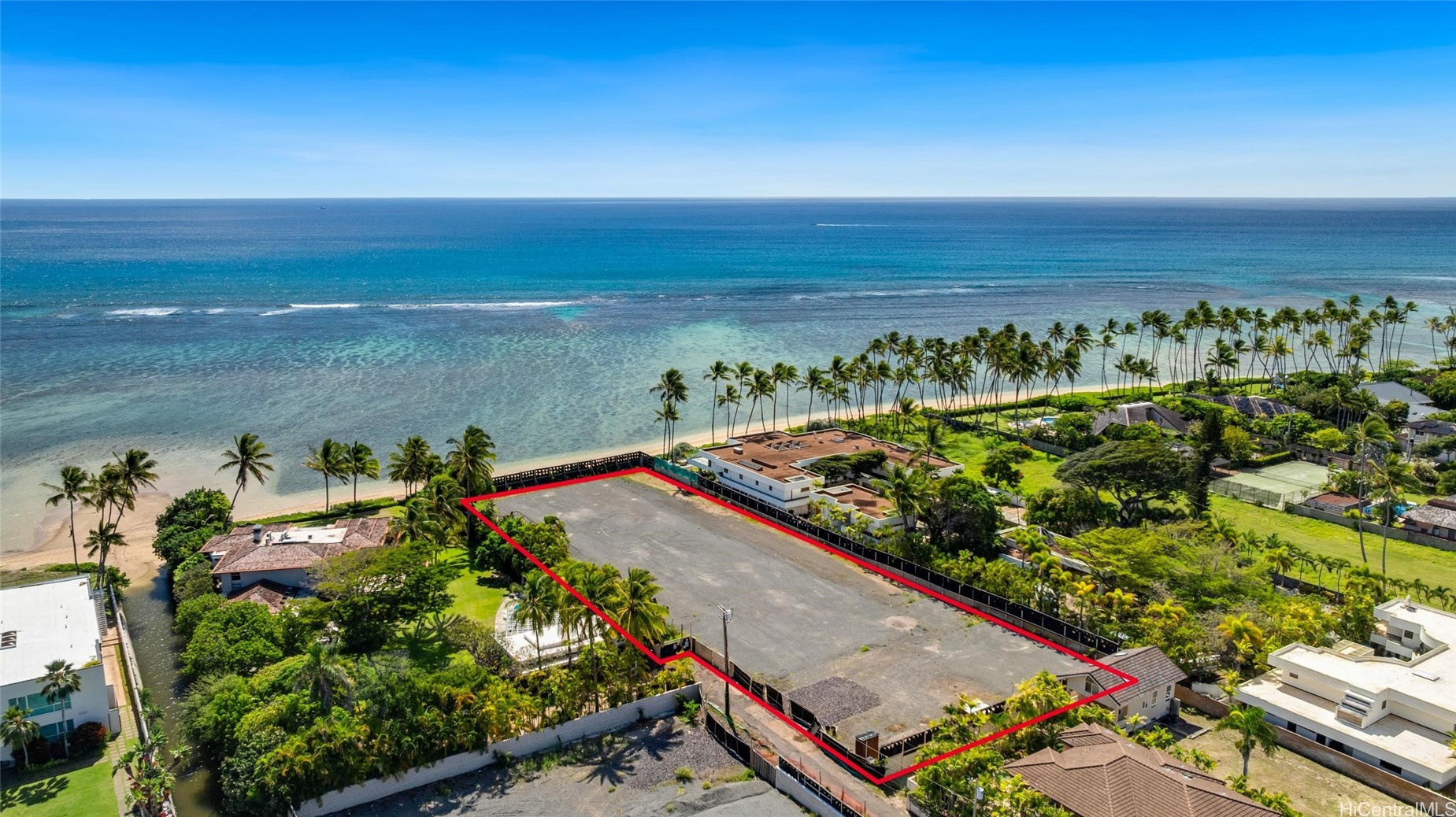 4767 Kahala Avenue B&D