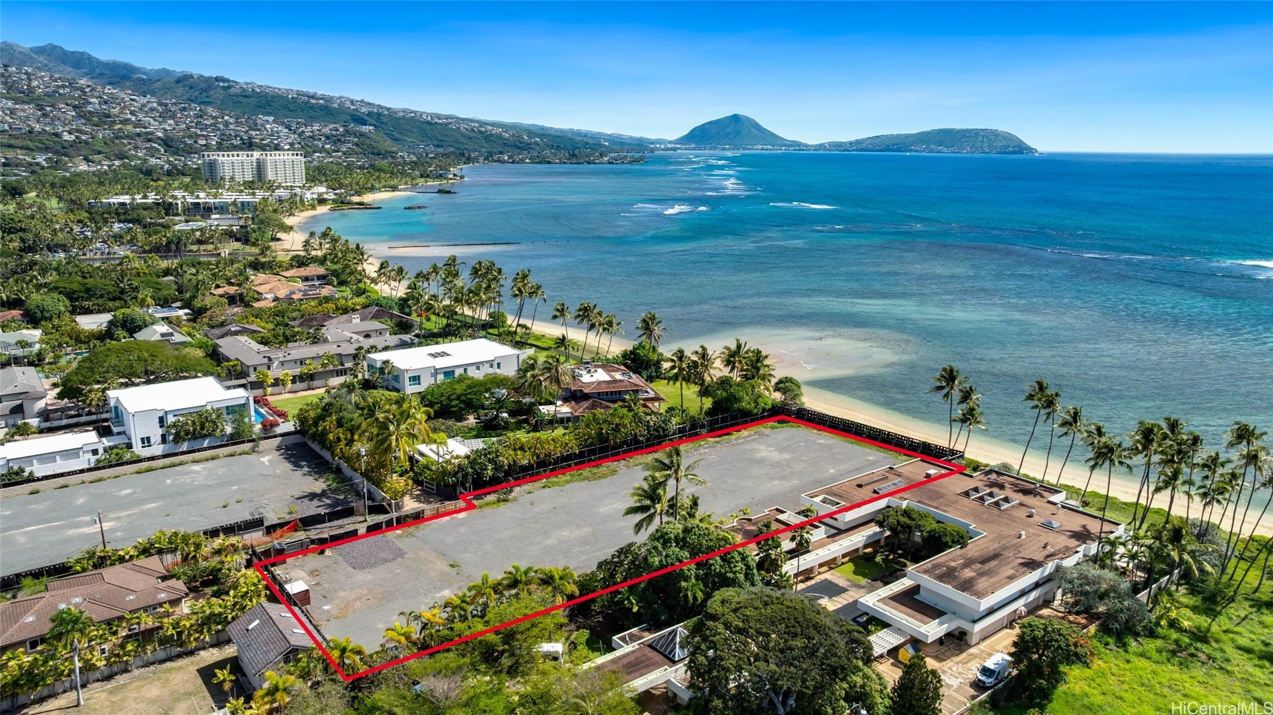 4767 Kahala Avenue B&D