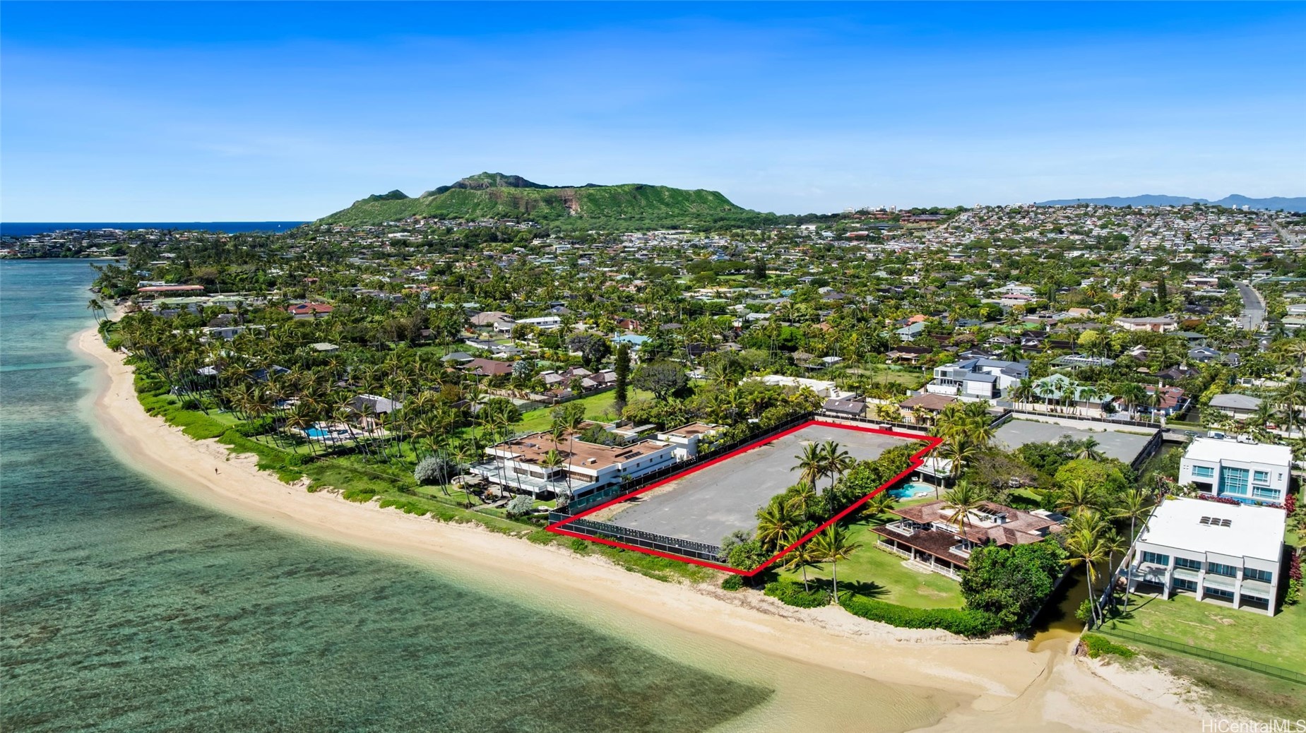 4767 Kahala Avenue B&D