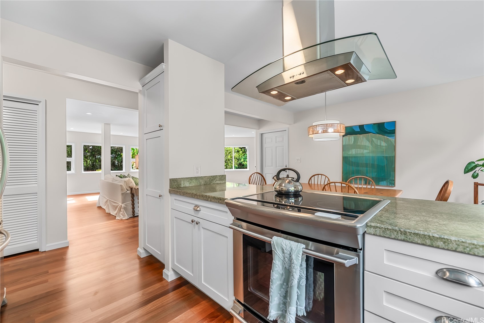 2956 Kaloaluiki Street A