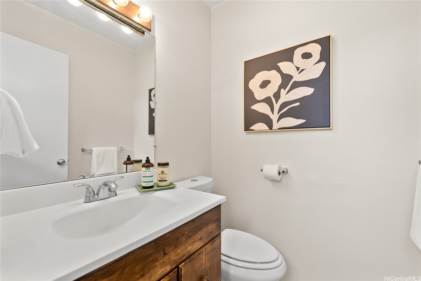 98-1372 D Nola Street 88