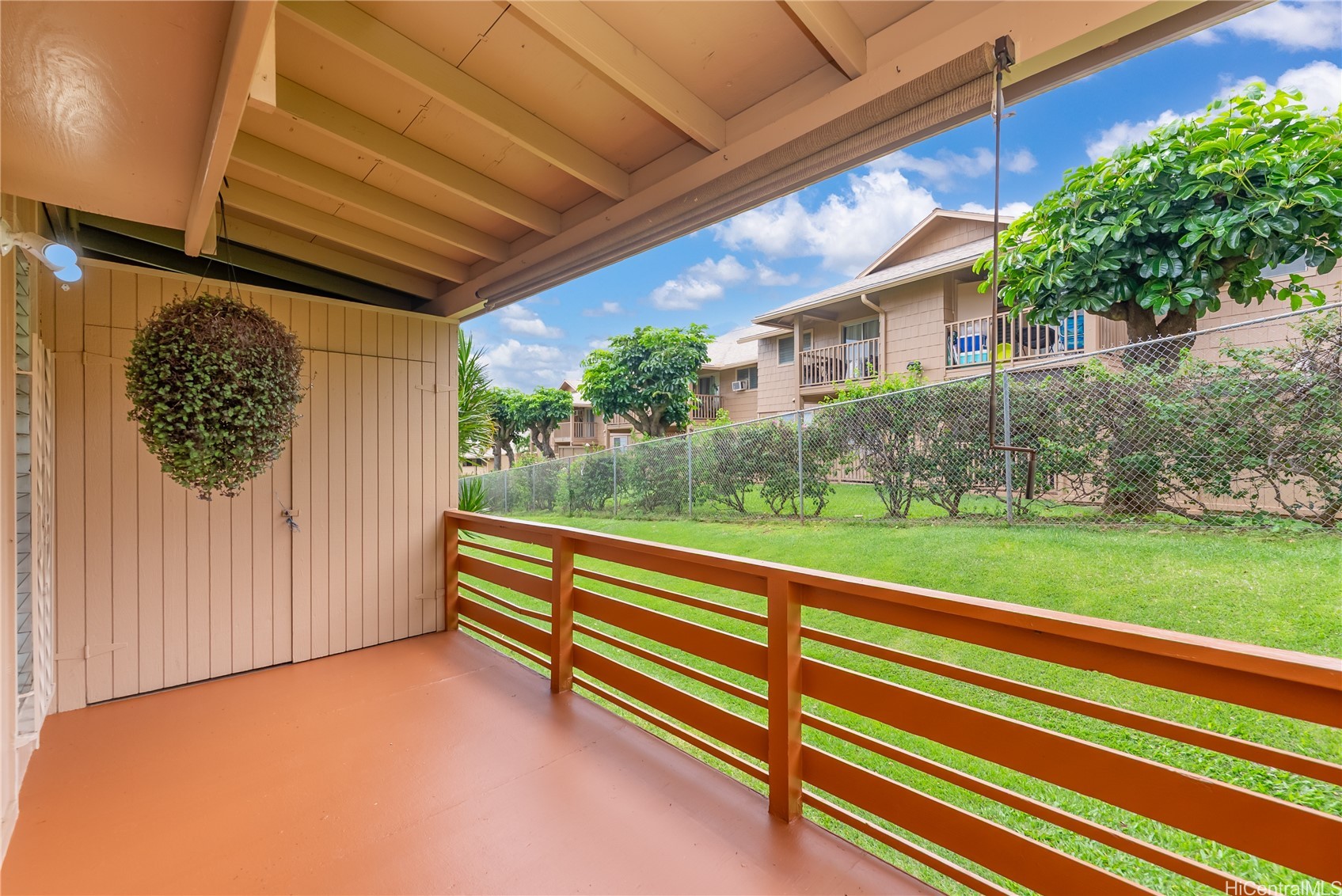 98-1372 D Nola Street 88