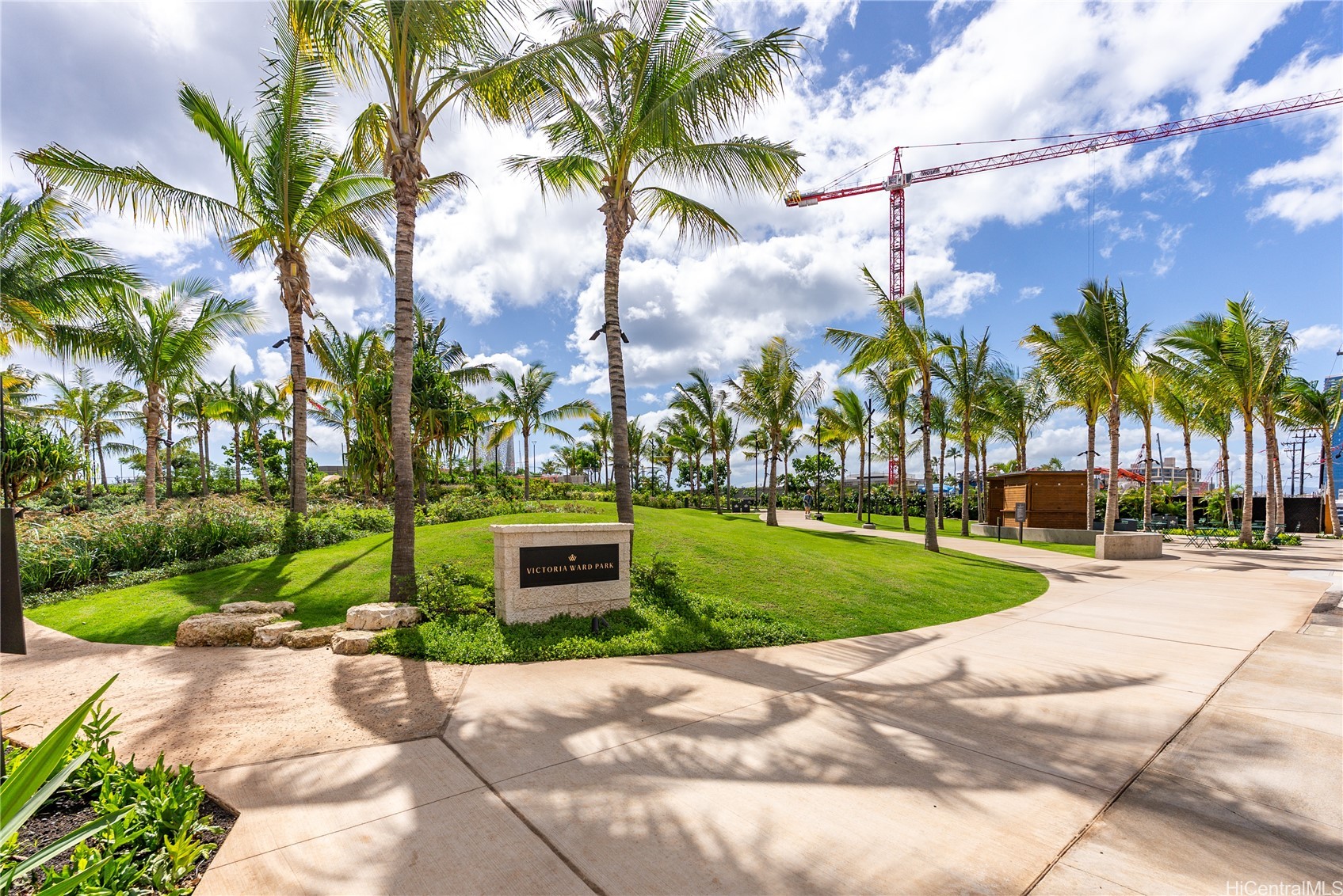 1000 Auahi Street 4002