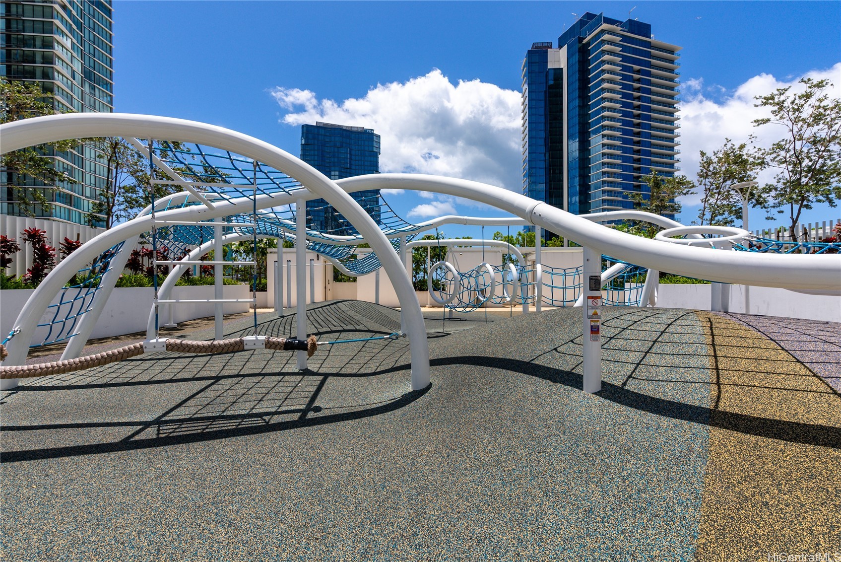 1000 Auahi Street 4002