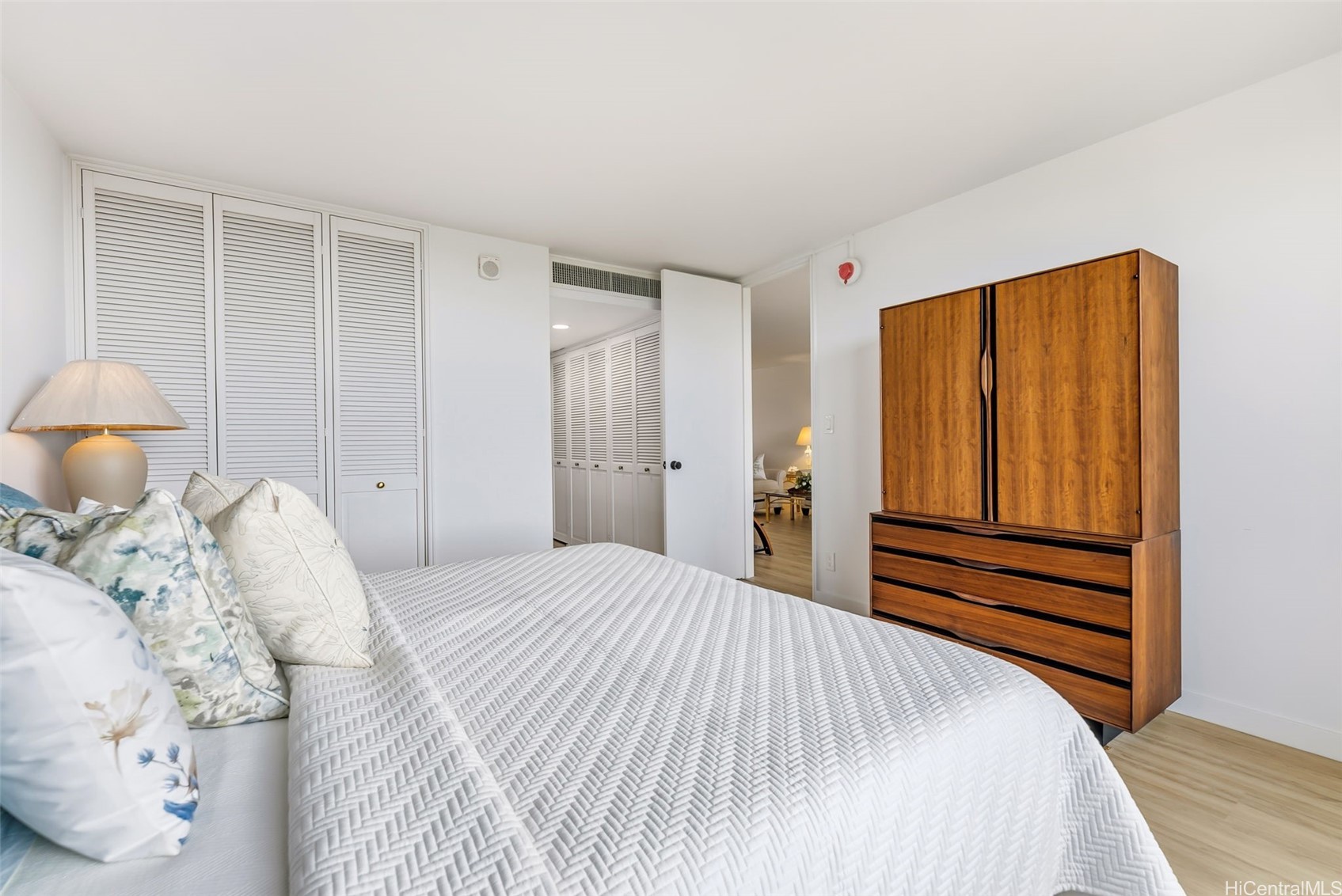 1600 Ala Moana Boulevard 500