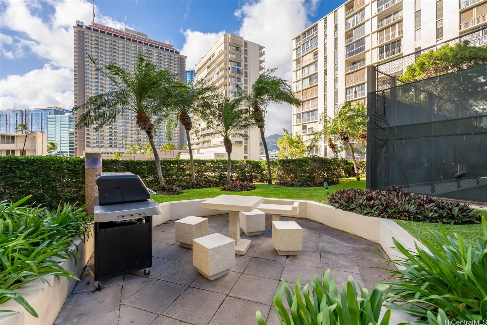 1600 Ala Moana Boulevard 500