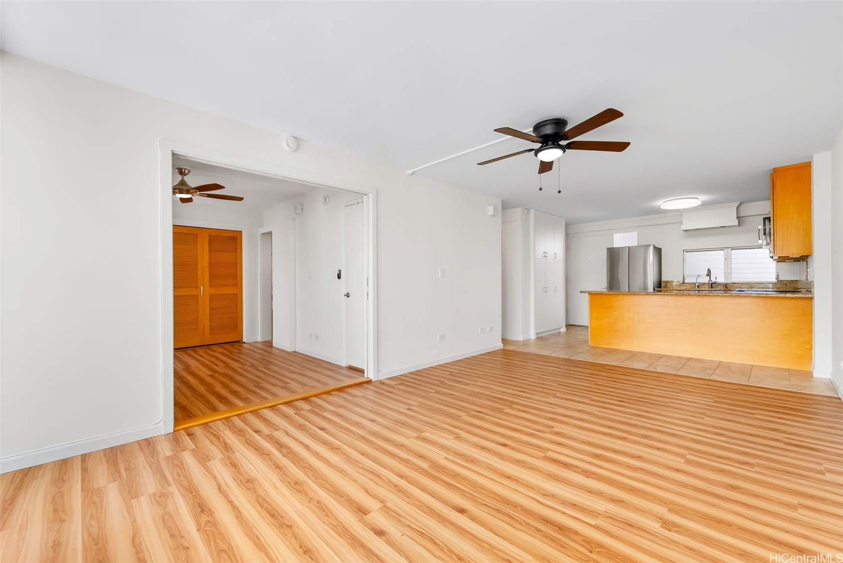 1617 Keeaumoku Street 703