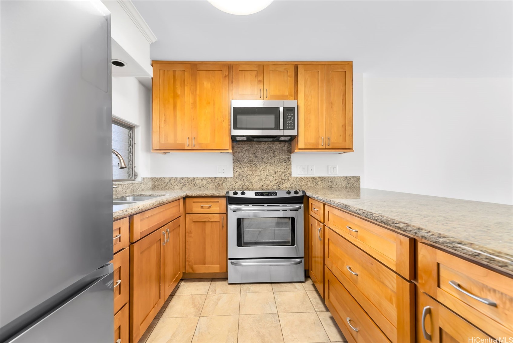1617 Keeaumoku Street 703