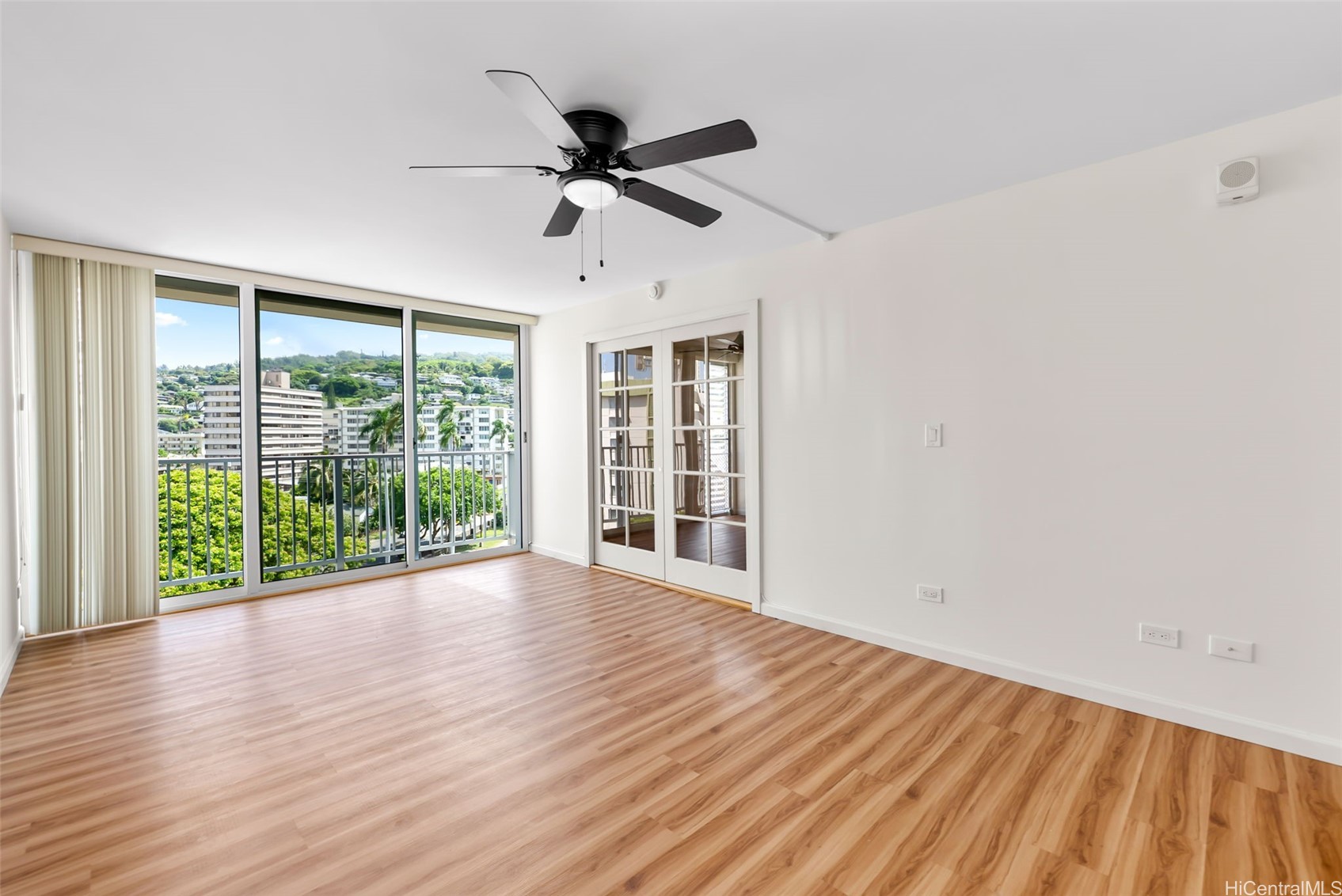 1617 Keeaumoku Street 703