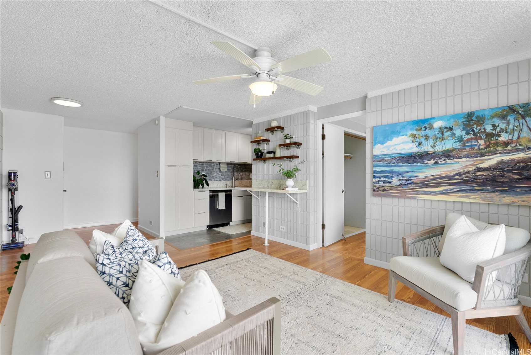 46-283 Kahuhipa Street C802