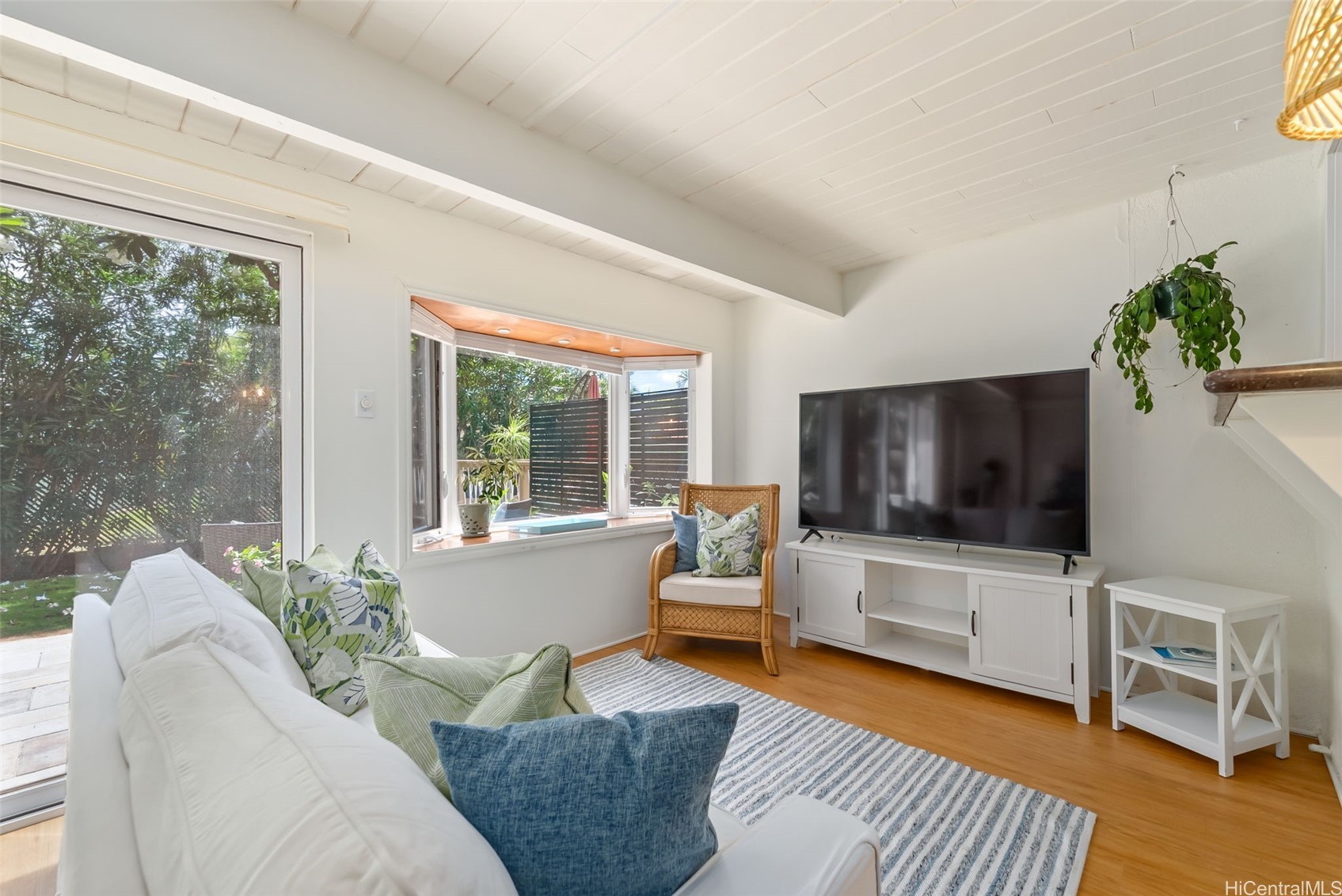 6370 Hawaii Kai Drive 2