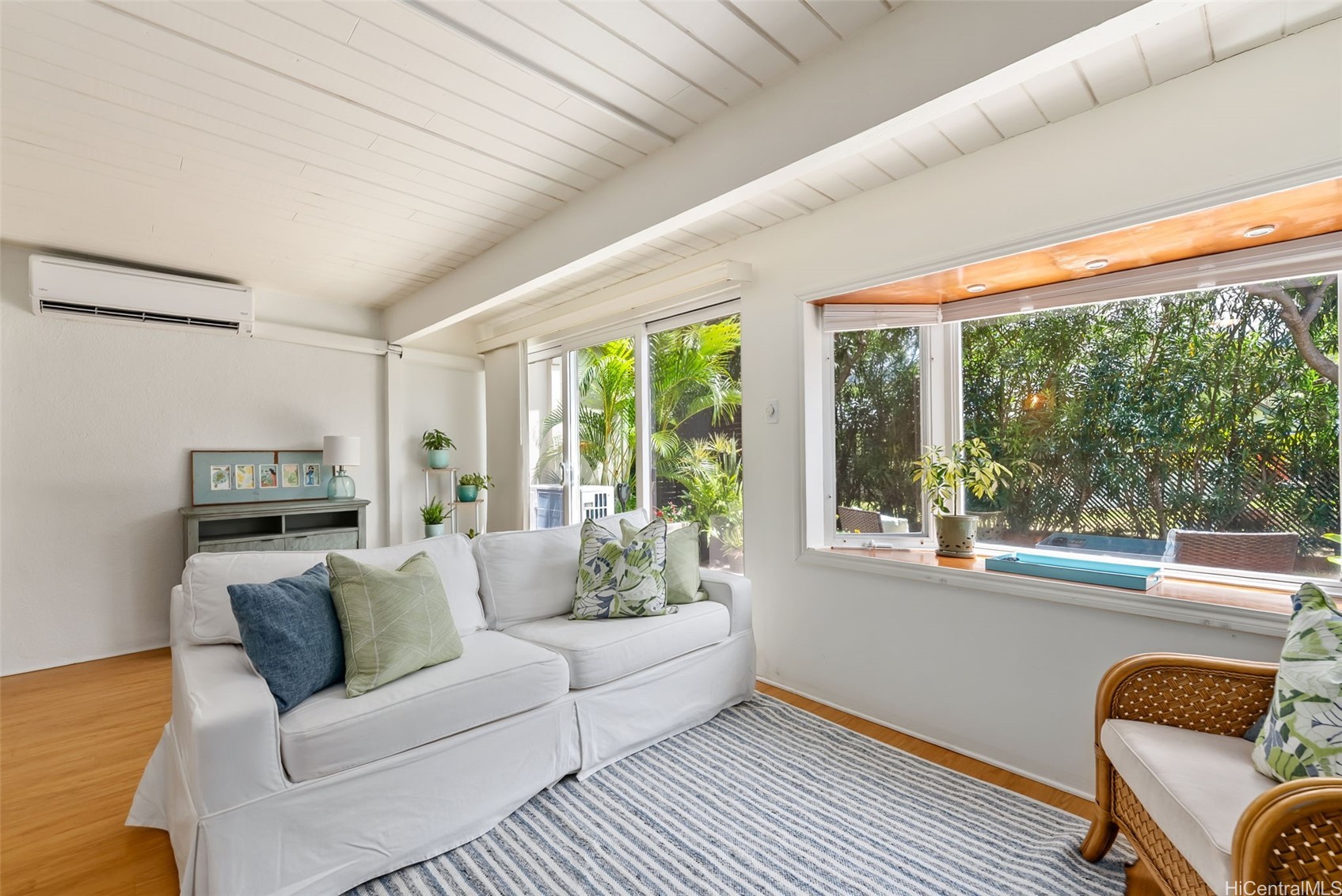 6370 Hawaii Kai Drive 2