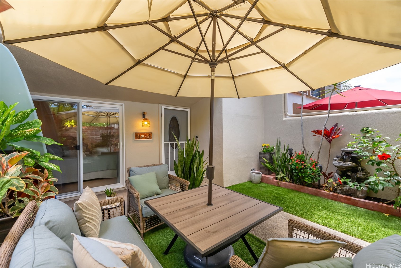 6370 Hawaii Kai Drive 2