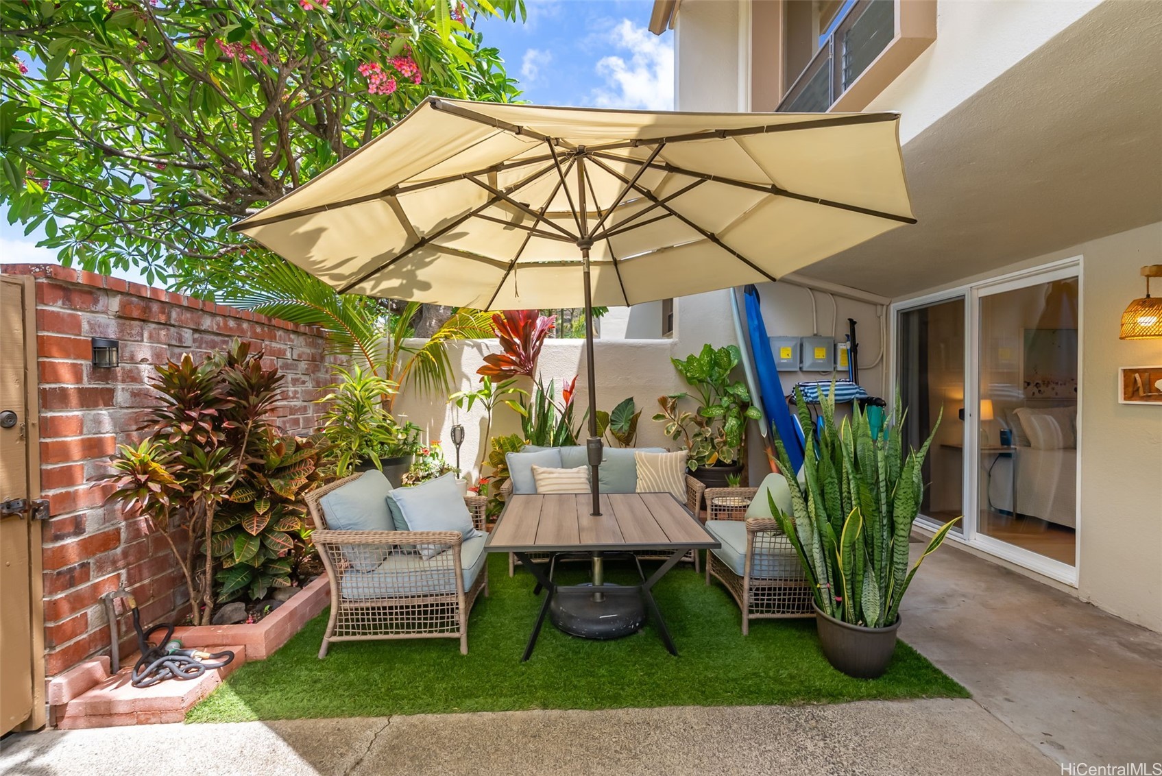 6370 Hawaii Kai Drive 2