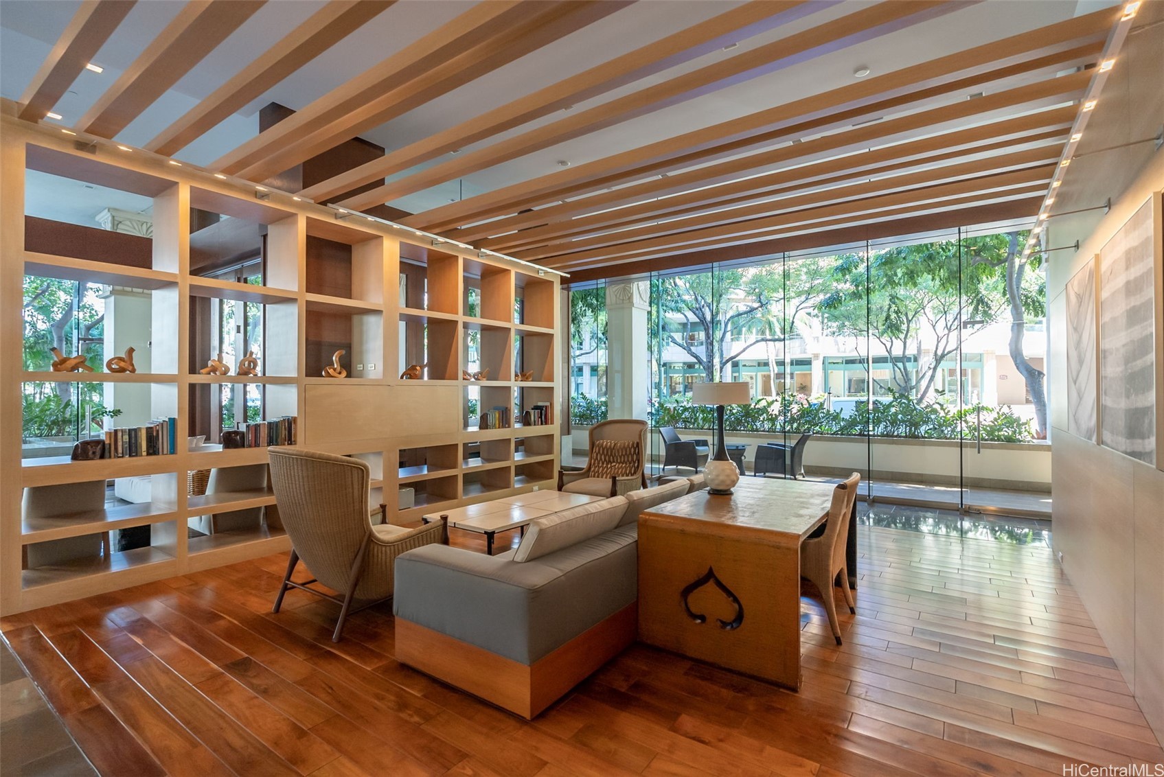 1837 Kalakaua Avenue 2209