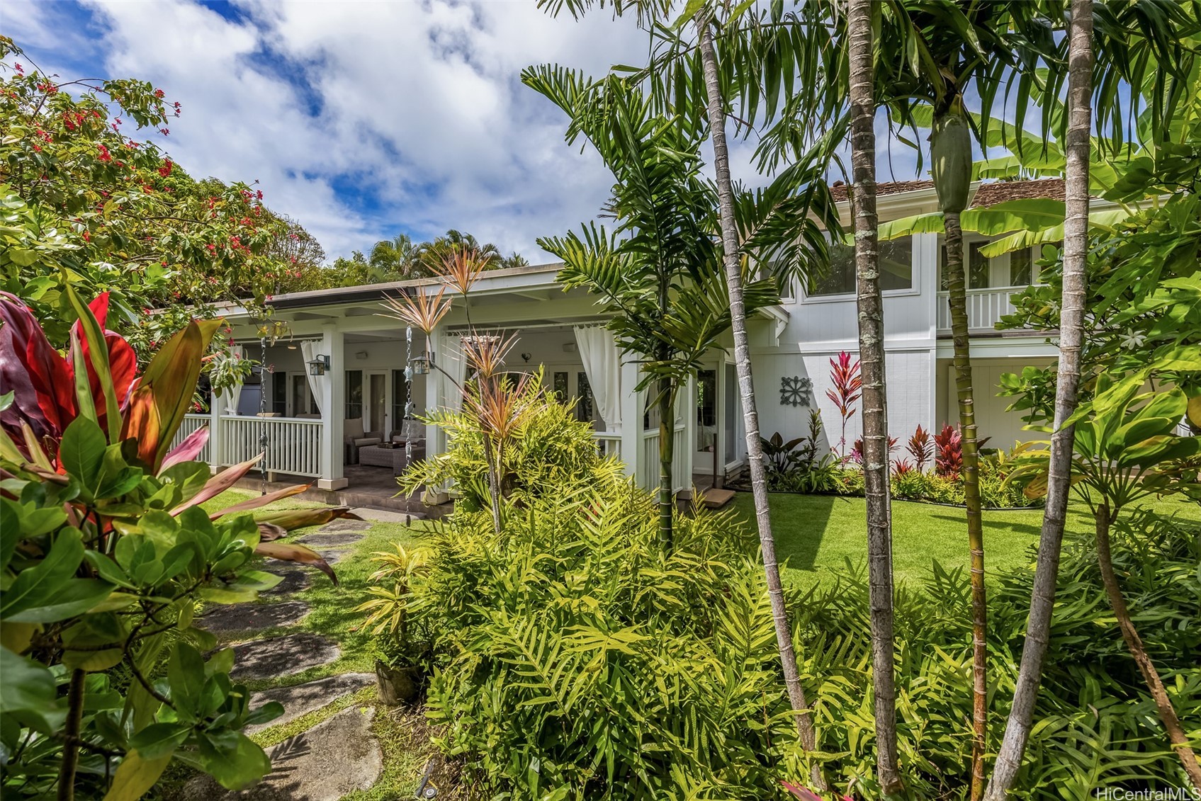 1036 Mokulua Drive