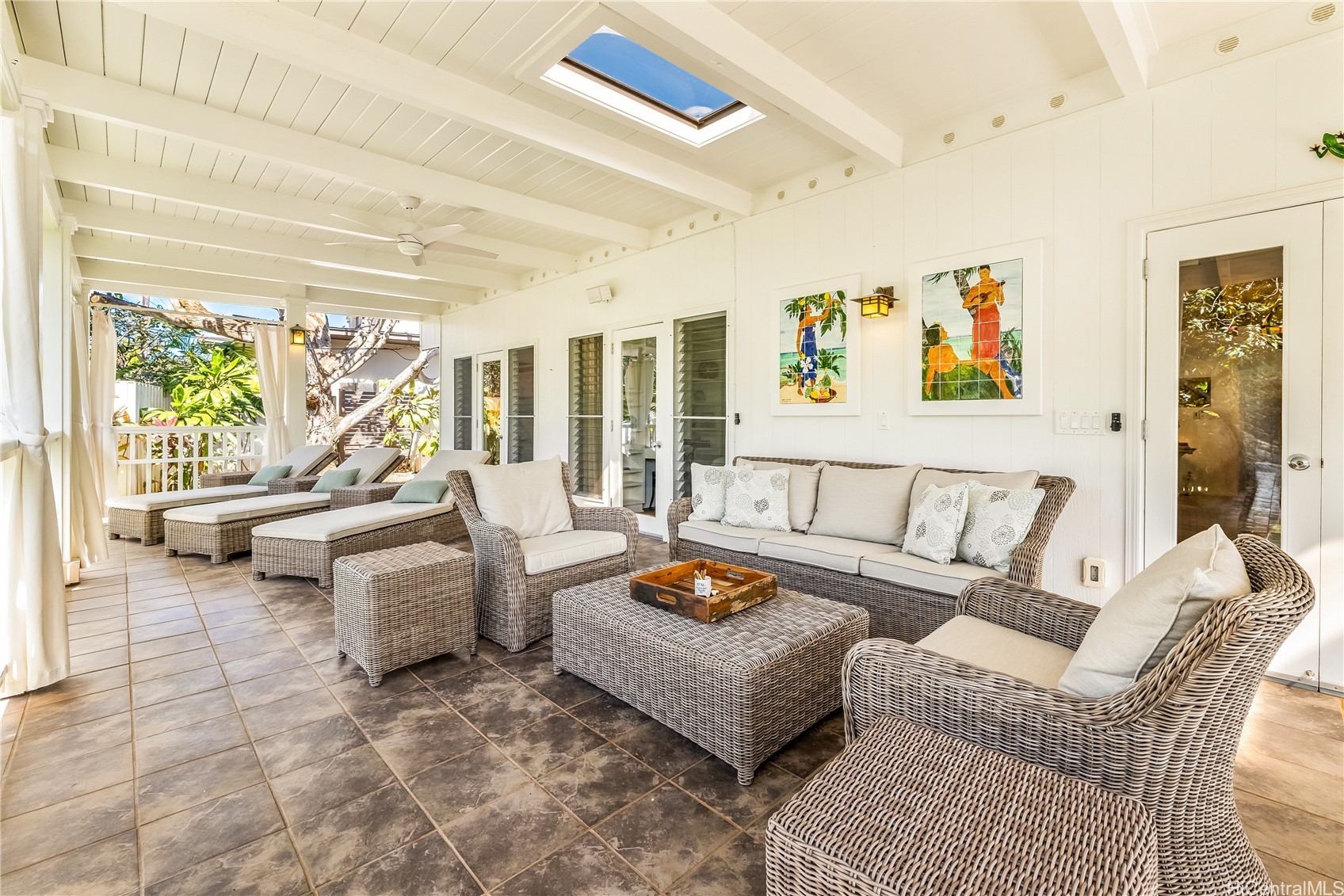 1036 Mokulua Drive
