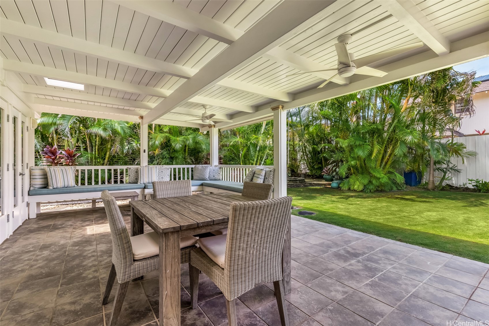 1036 Mokulua Drive