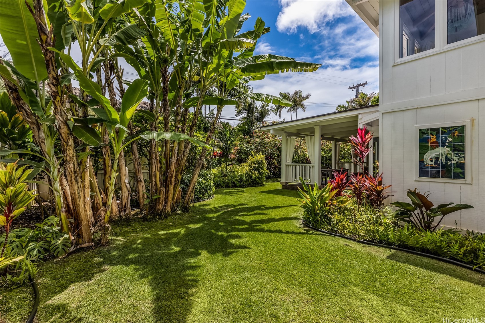1036 Mokulua Drive