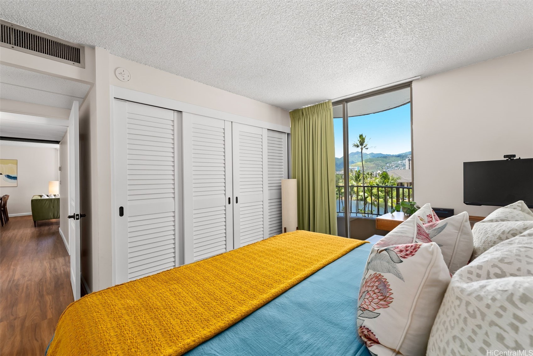 311 Ohua Avenue 402
