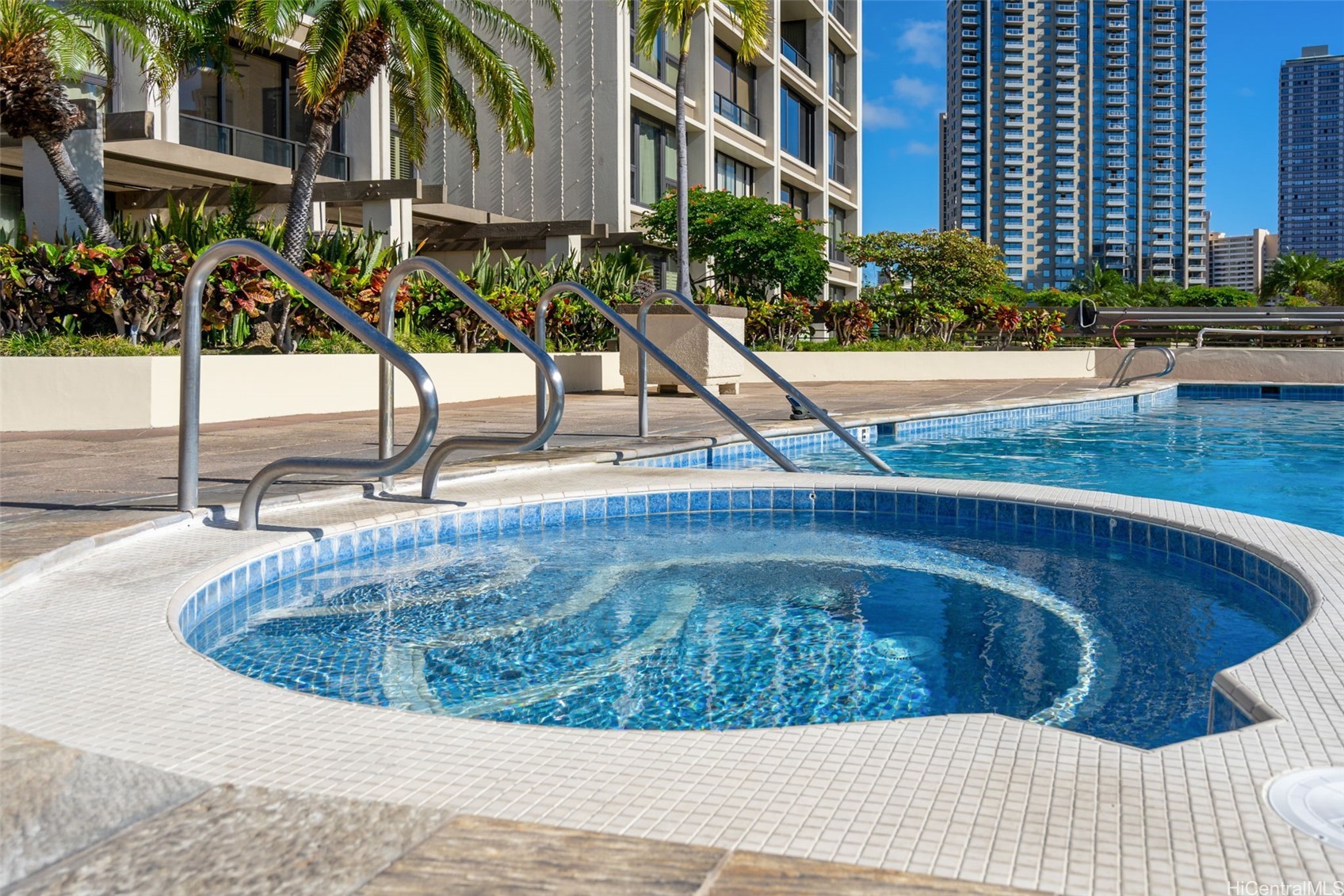 1600 Ala Moana Boulevard 500
